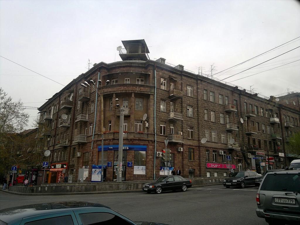 Yerevan-Sky With Terrace Eksteriør bilde